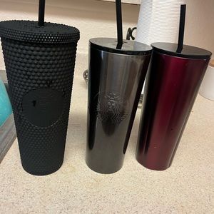 Set of 3 Starbucks cups .
